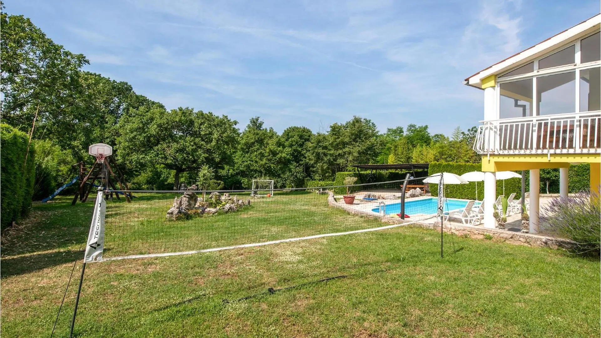 2 Bedroom Awesome Apartment In Labin Nedescina Croatia