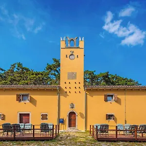 4* Gasthof Kastel Pineta In Sveti Martin * Istrien