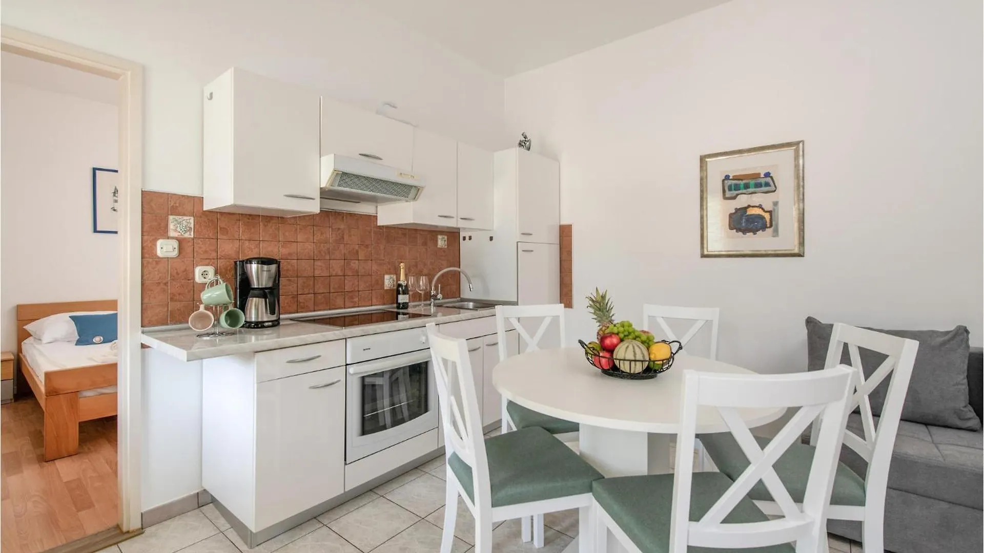 2 Bedroom Awesome Apartment In Labin Nedescina Holiday home